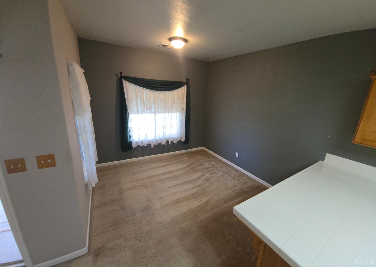 1798 Redbud St, Lemoore, CA 93245