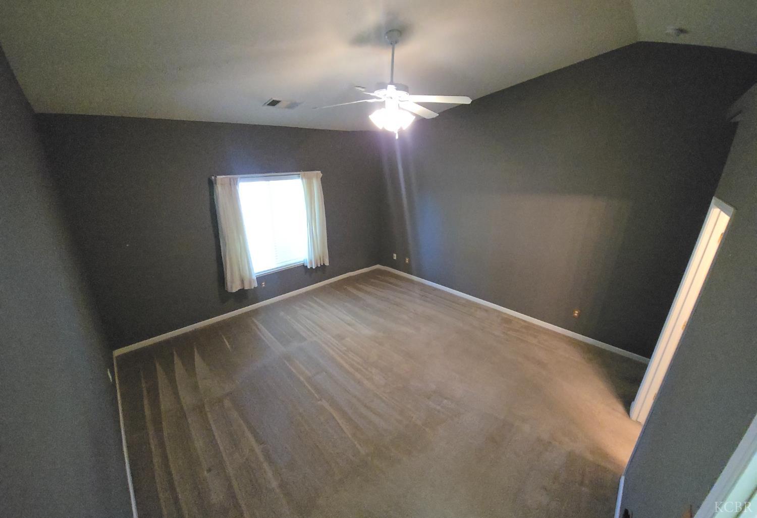 1798 Redbud St, Lemoore, CA 93245