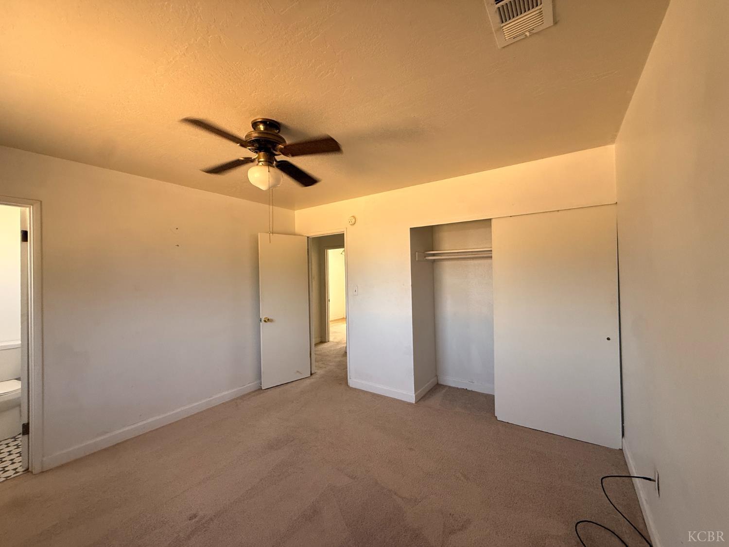 10840 Beverly Dr, Hanford, CA 93230