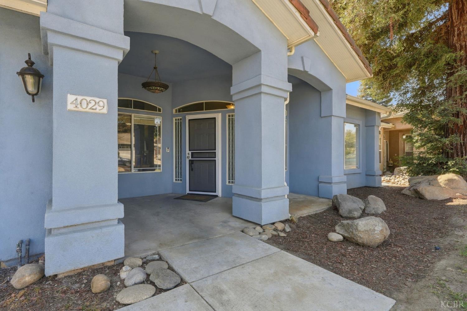 4029 E Meadow, Visalia, CA 93292