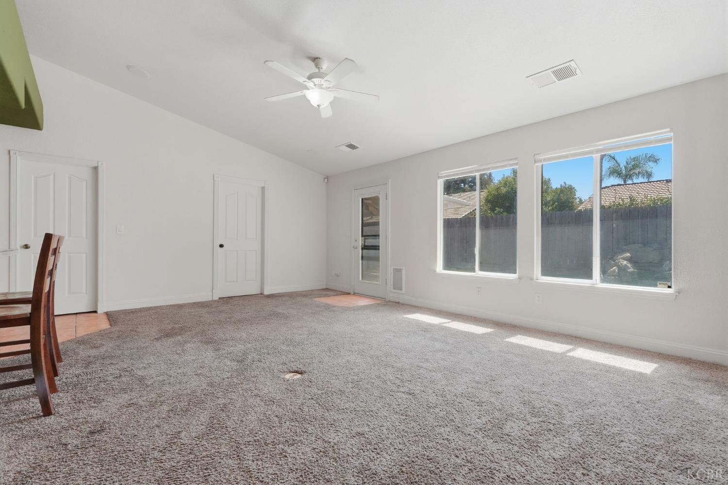 4029 E Meadow, Visalia, CA 93292