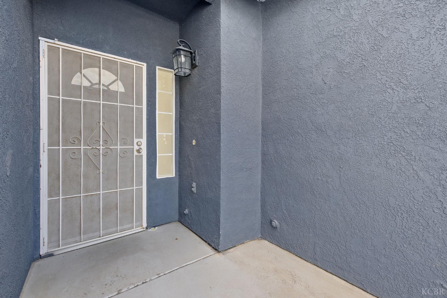 762 Holly Ave, Lemoore, CA 93245