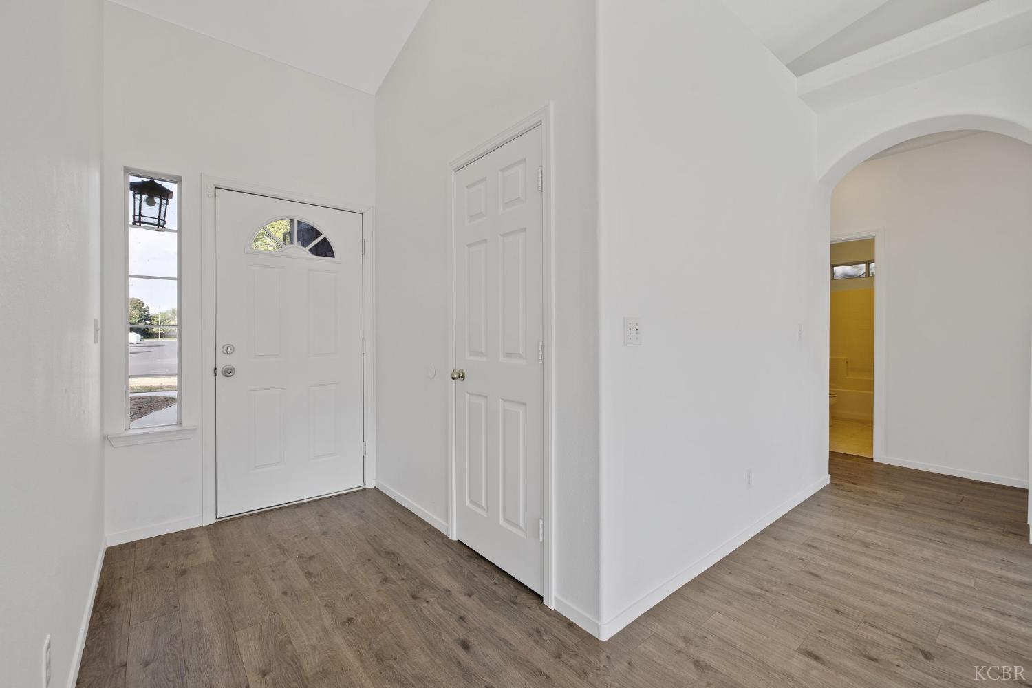 762 Holly Ave, Lemoore, CA 93245