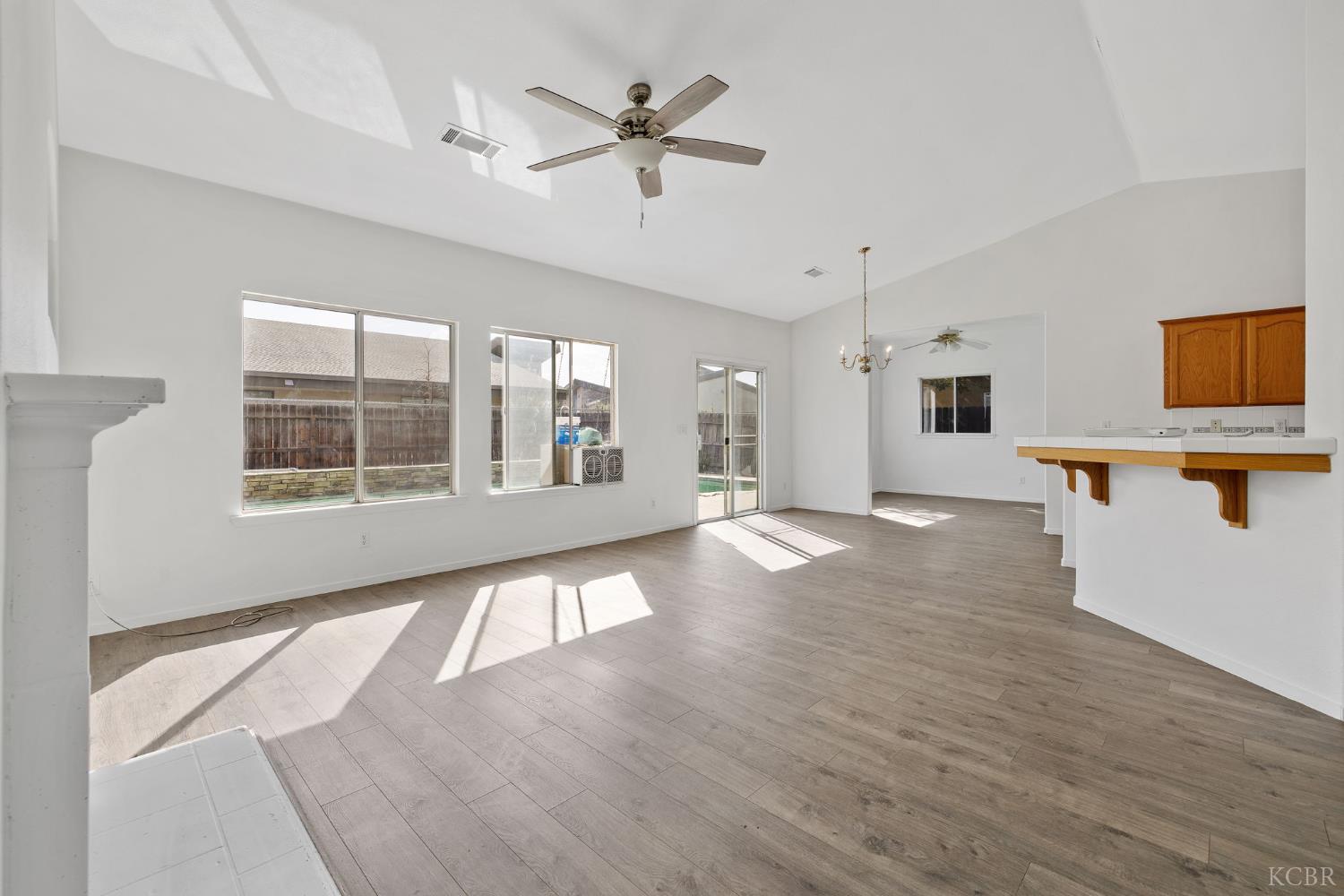 762 Holly Ave, Lemoore, CA 93245