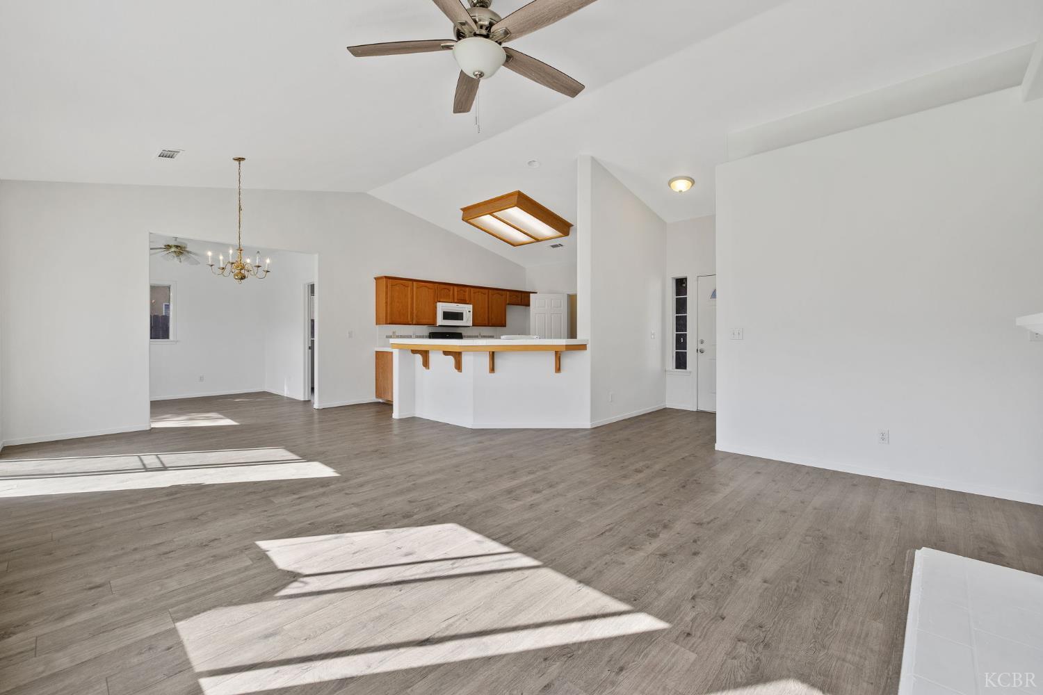762 Holly Ave, Lemoore, CA 93245