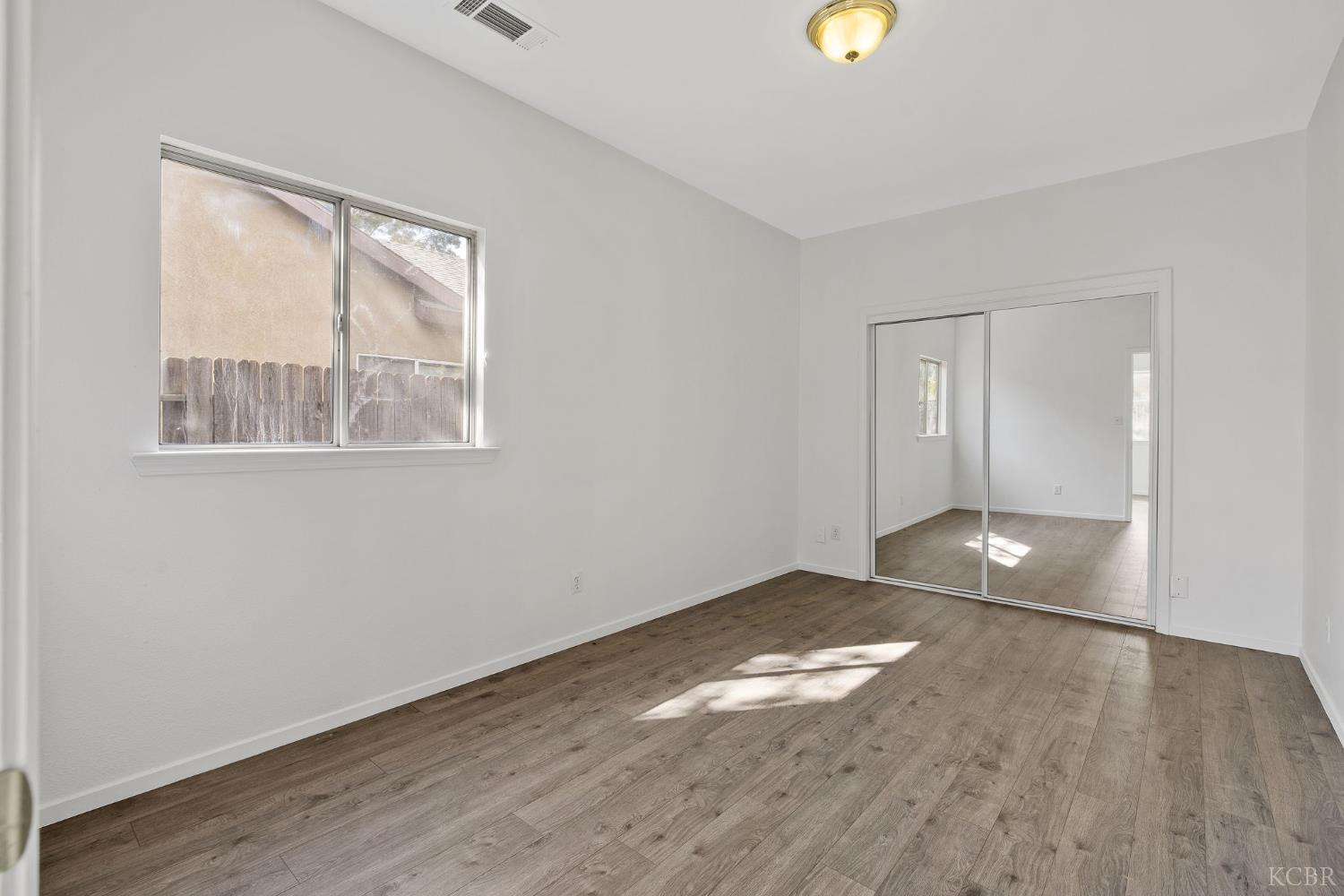 762 Holly Ave, Lemoore, CA 93245