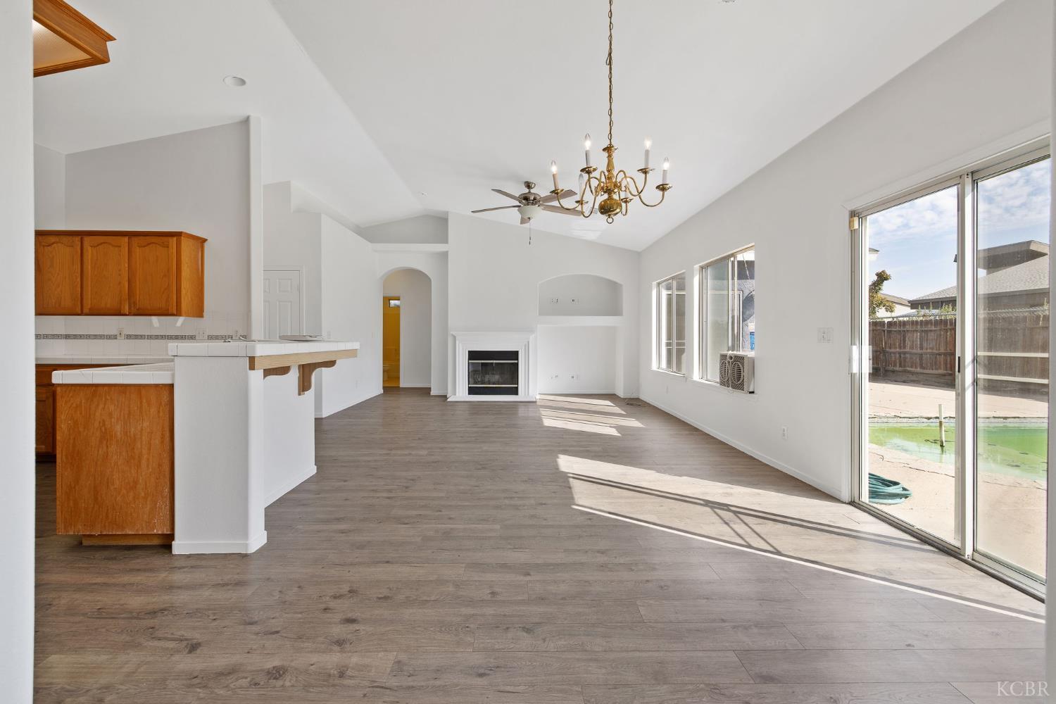 762 Holly Ave, Lemoore, CA 93245