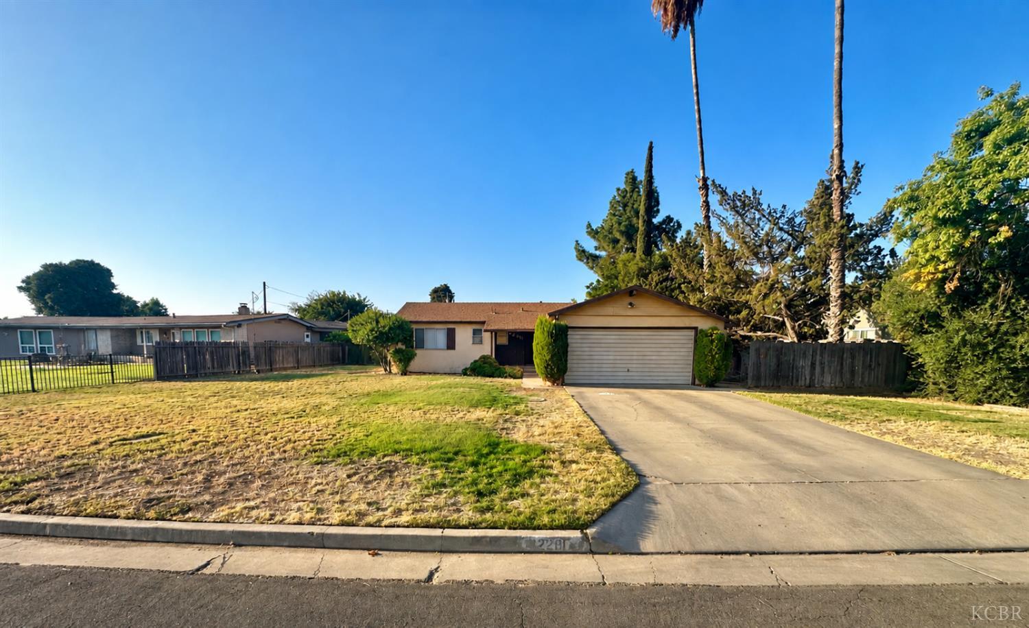 2201 Philip Ave, Corcoran, CA 93212