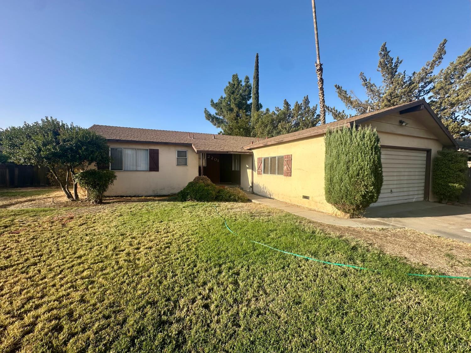 2201 Philip Ave, Corcoran, CA 93212