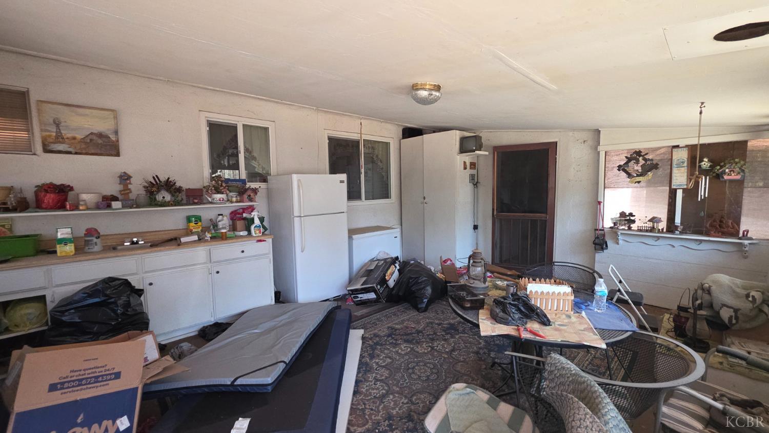 631 E Costner St, Farmersville, CA 93223