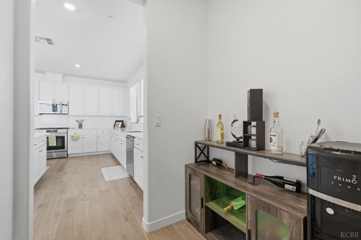 532 Vanderbilt Dr, Lemoore, CA 93245