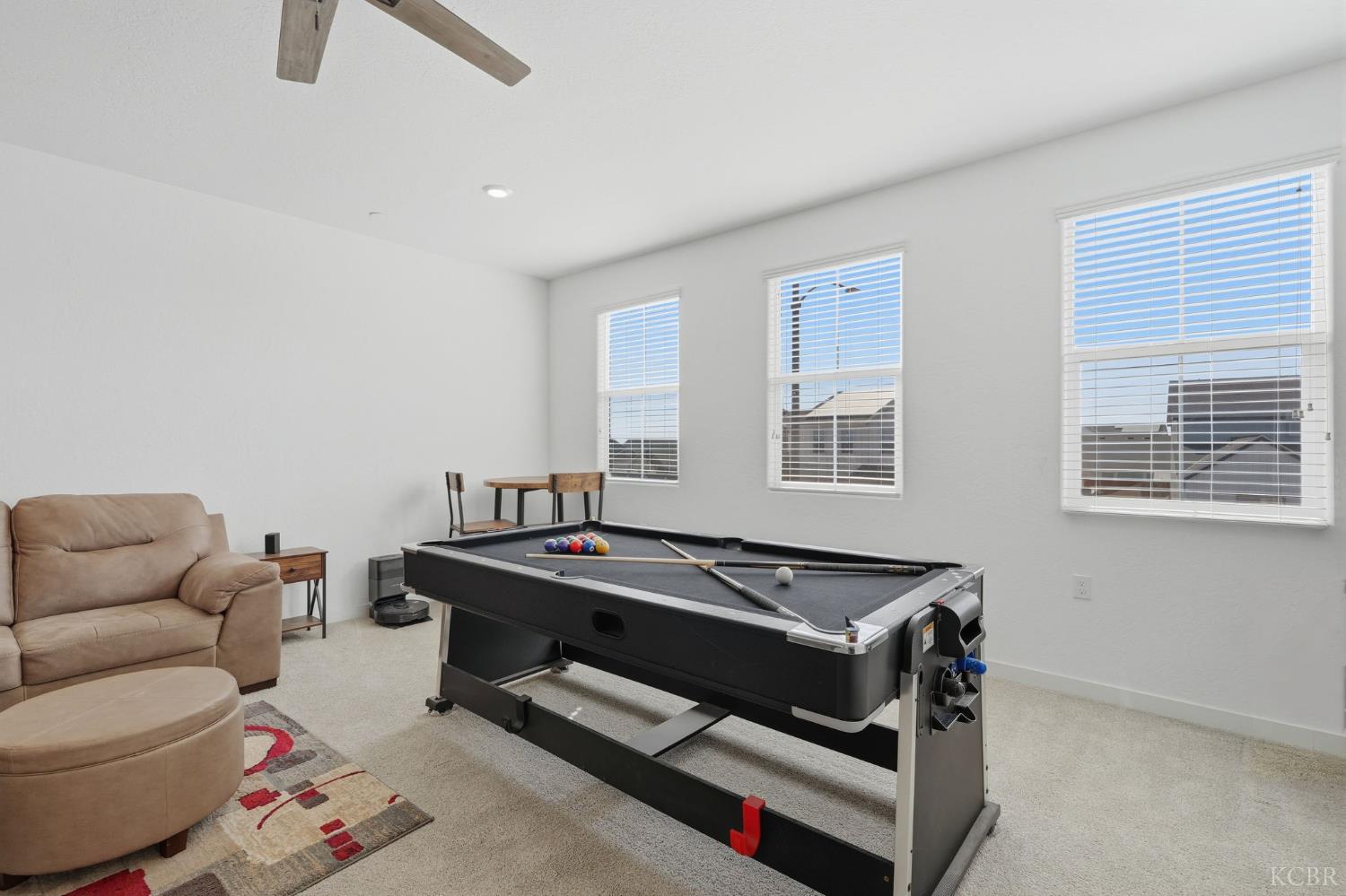 532 Vanderbilt Dr, Lemoore, CA 93245
