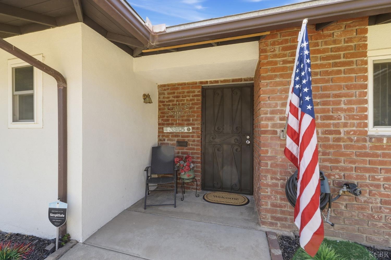 3985 N Tollhouse Rd, Fresno, CA 93726