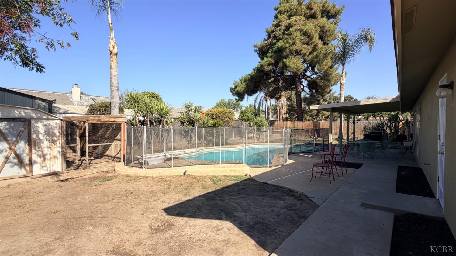 1216 Oxford Way, Hanford, CA 93230