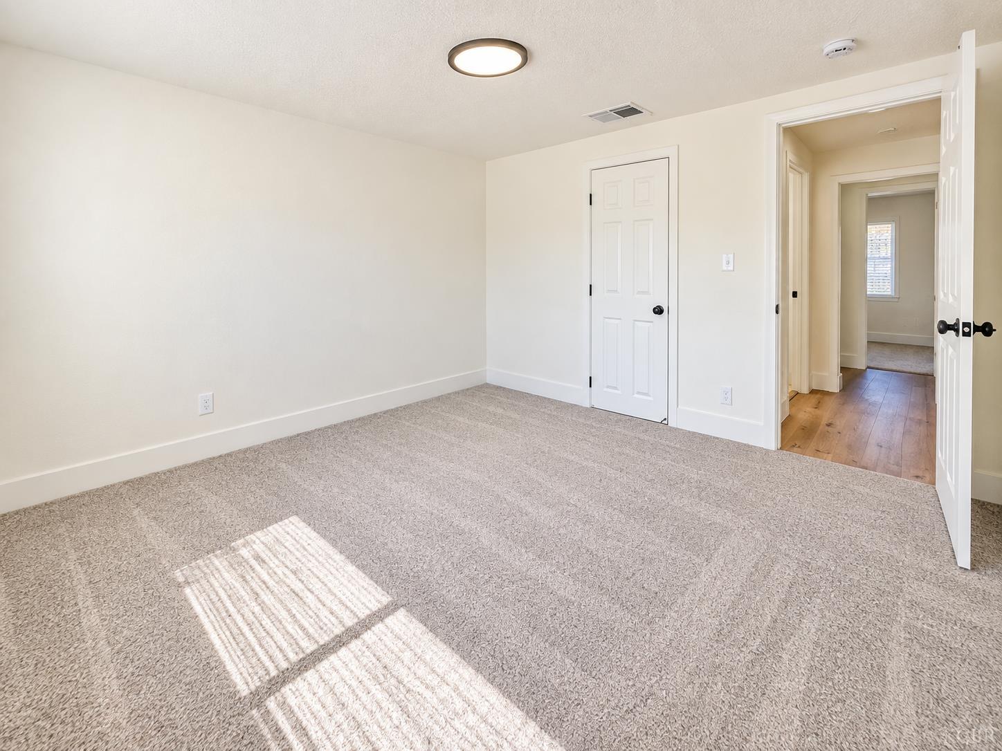 141 W Ashlan Ave, Fresno, CA 93705