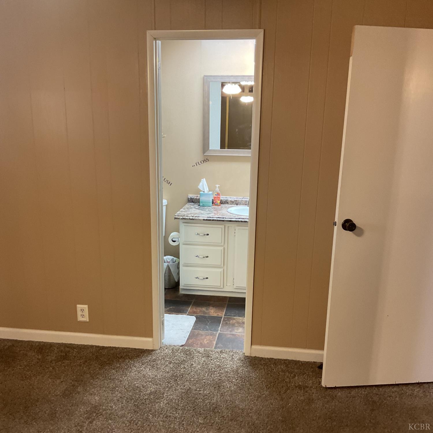 1255 W grangeville, Hanford, CA 93230