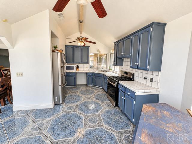 1621 N Maple St E, Visalia, CA 93292