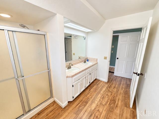 1621 N Maple St E, Visalia, CA 93292