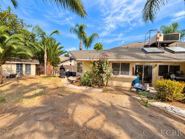 1621 N Maple St E, Visalia, CA 93292