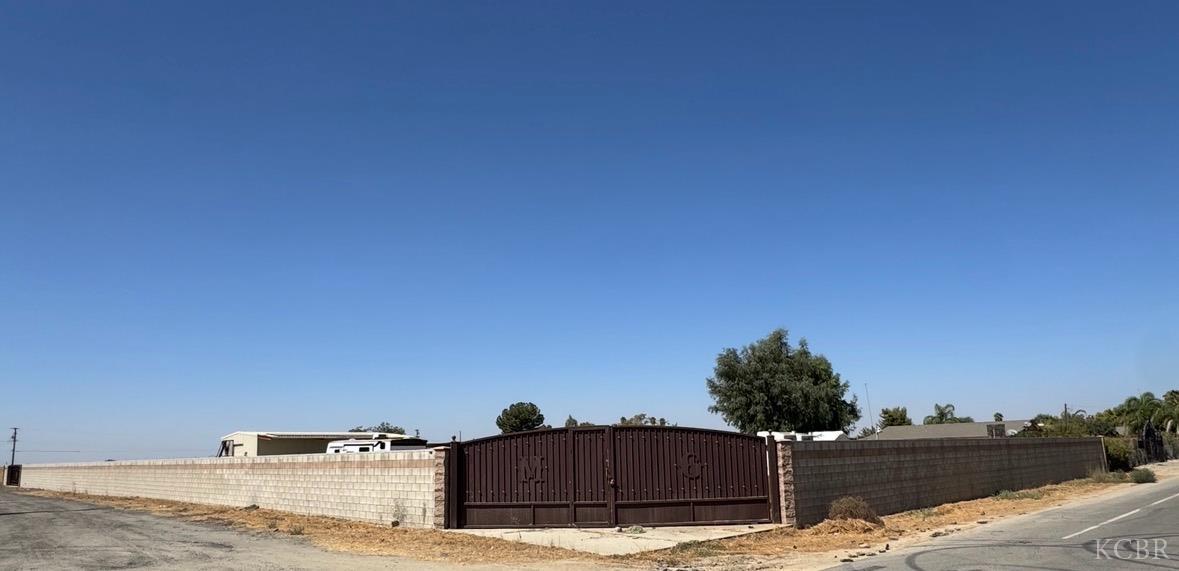 0 520-111-36-00-5, Delano, CA 93215