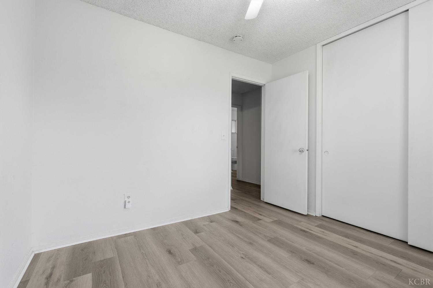 778 Lakewood Dr, Hanford, CA 93230