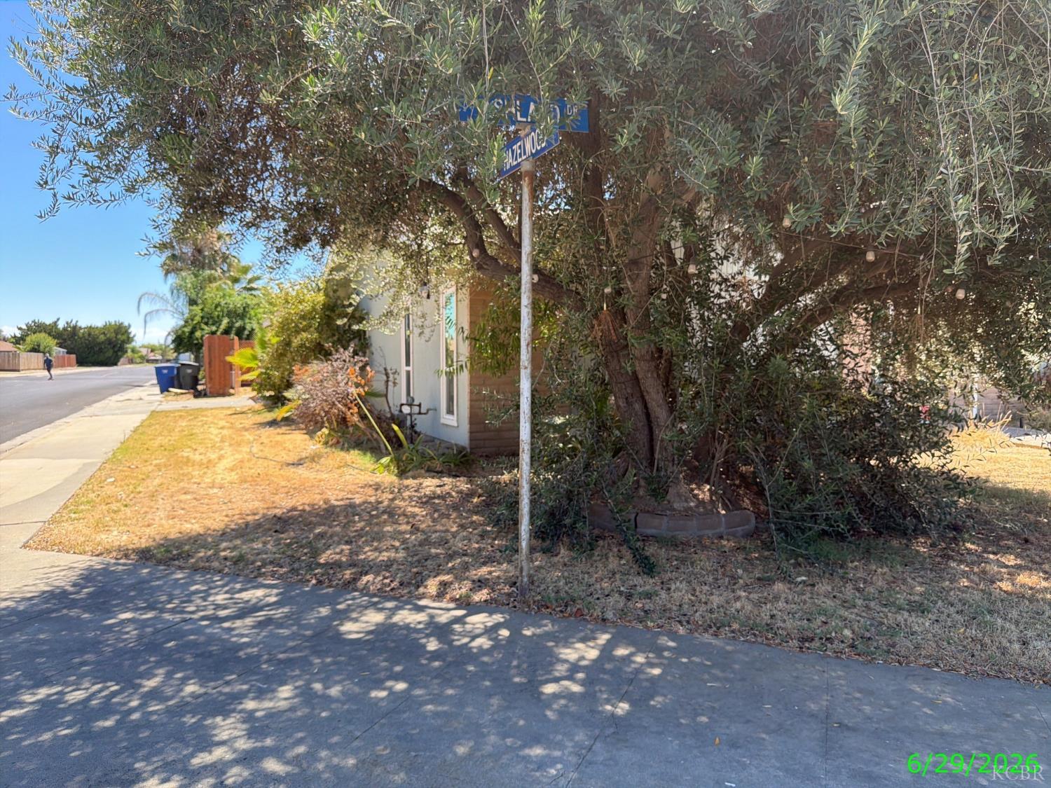 1192 Ashland Dr, Lemoore, CA 93245