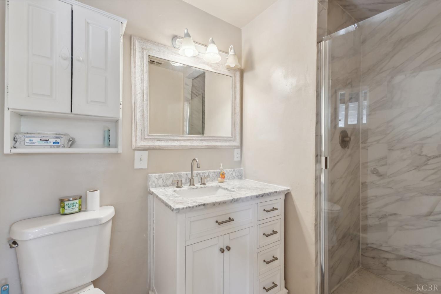8620 La Vaca Way, Hanford, CA 93230