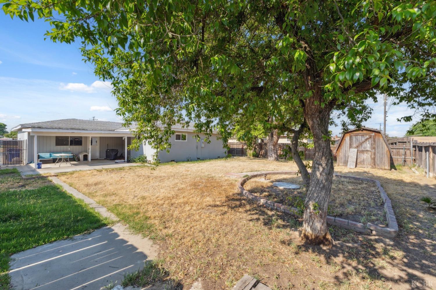 8620 La Vaca Way, Hanford, CA 93230