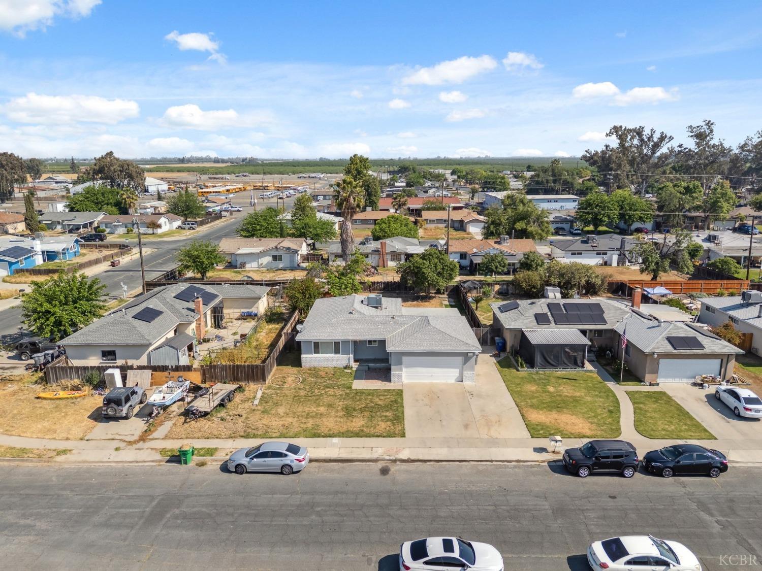 8620 La Vaca Way, Hanford, CA 93230