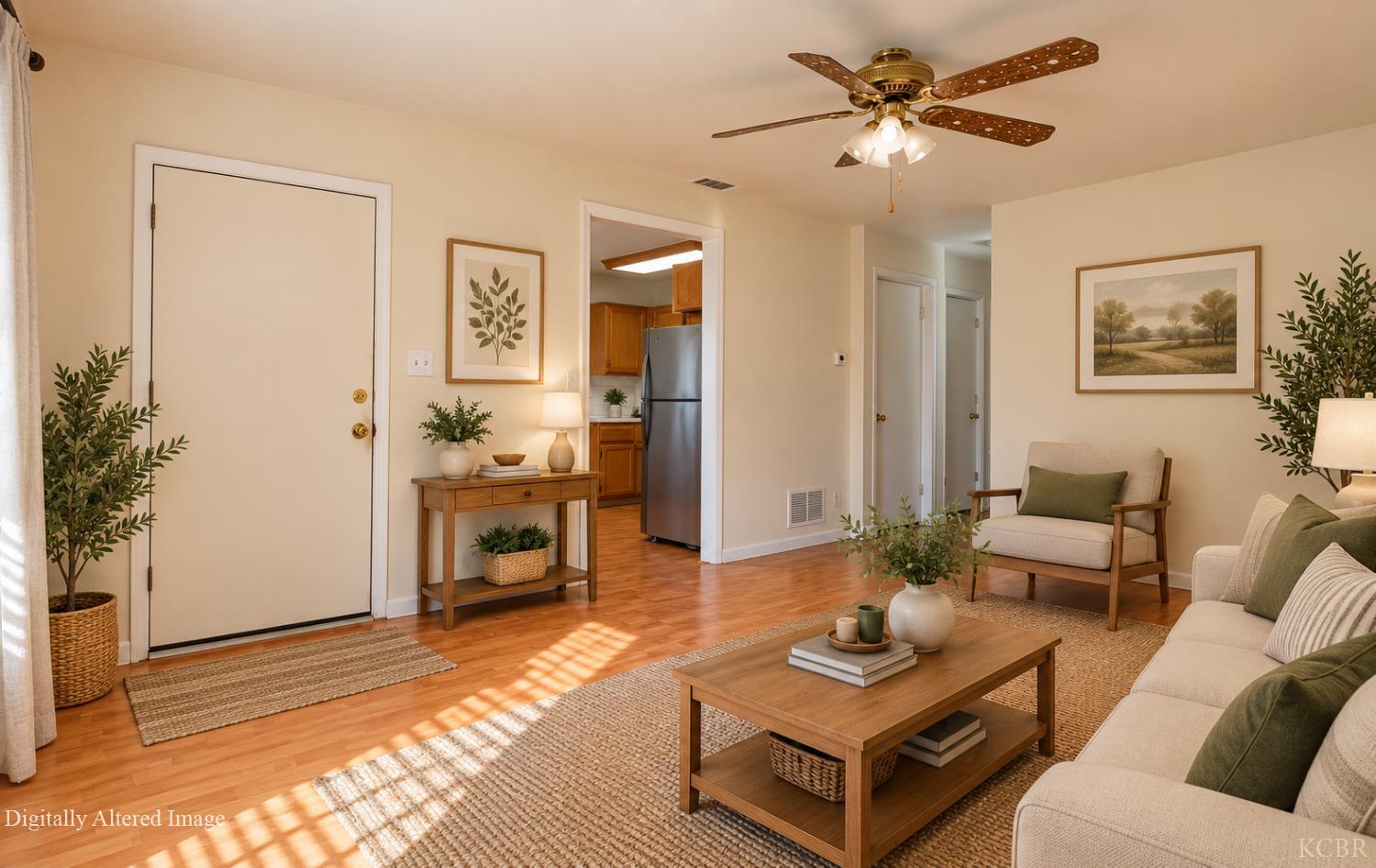 885 S Harris St, Hanford, CA 93230