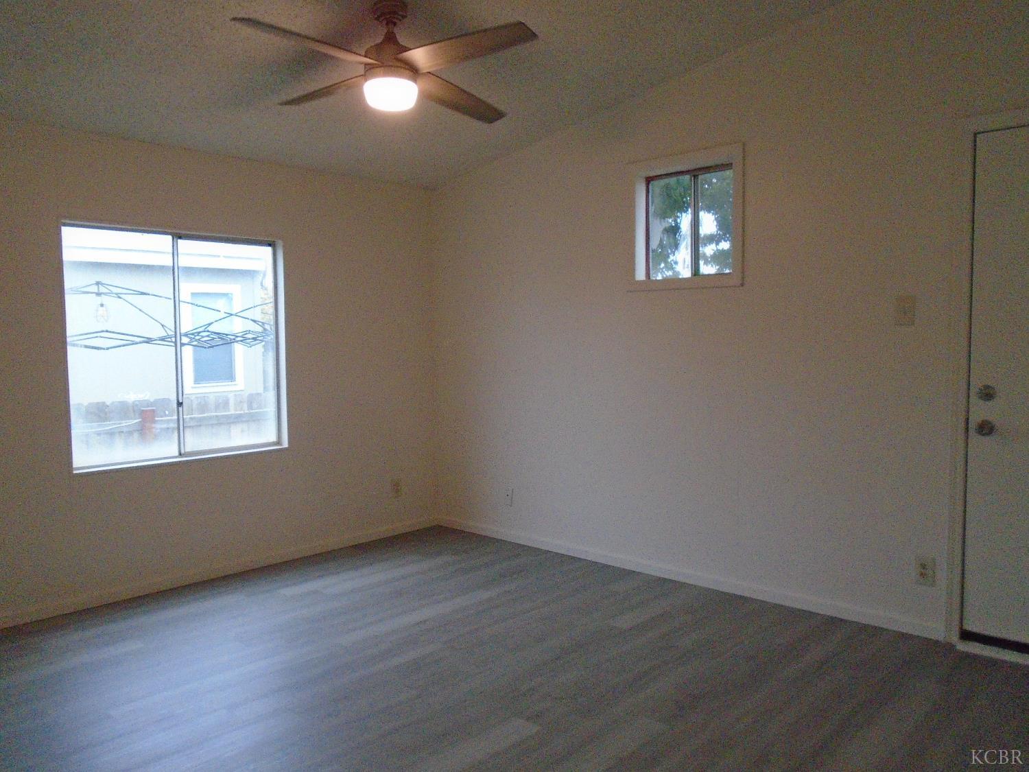 860 #18 E Grangeville Blvd, Hanford, CA 93230
