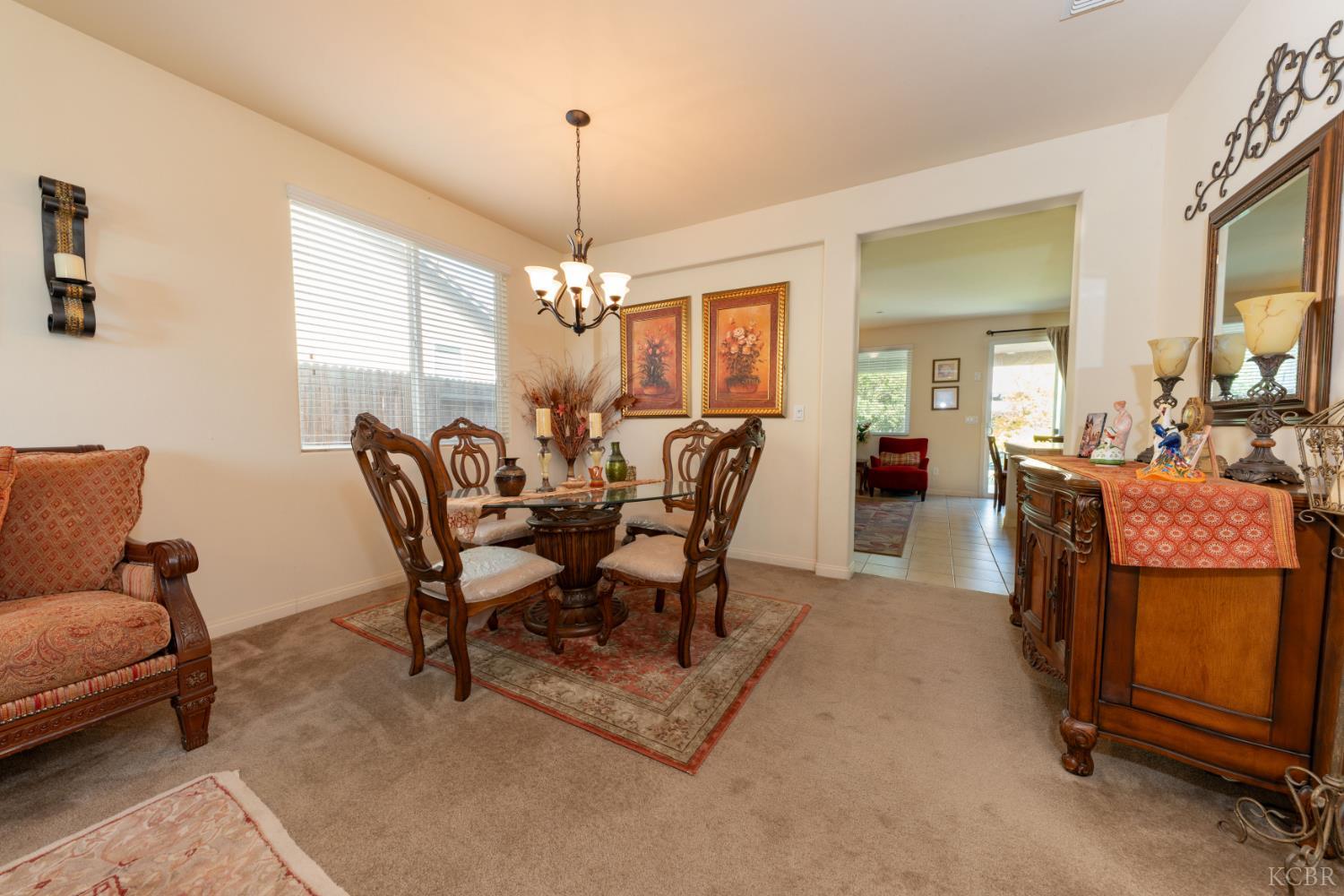 10606 Bremgarten Ct, Bakersfield, CA 93314
