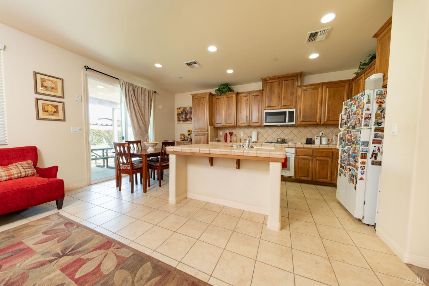 10606 Bremgarten Ct, Bakersfield, CA 93314