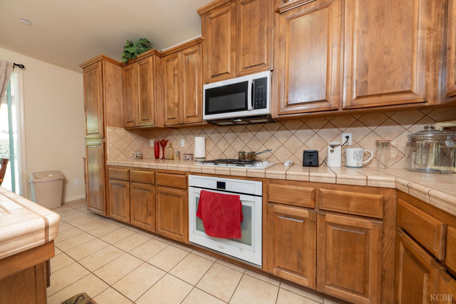 10606 Bremgarten Ct, Bakersfield, CA 93314