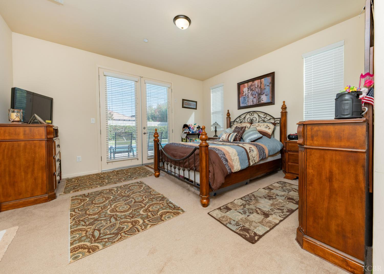 10606 Bremgarten Ct, Bakersfield, CA 93314