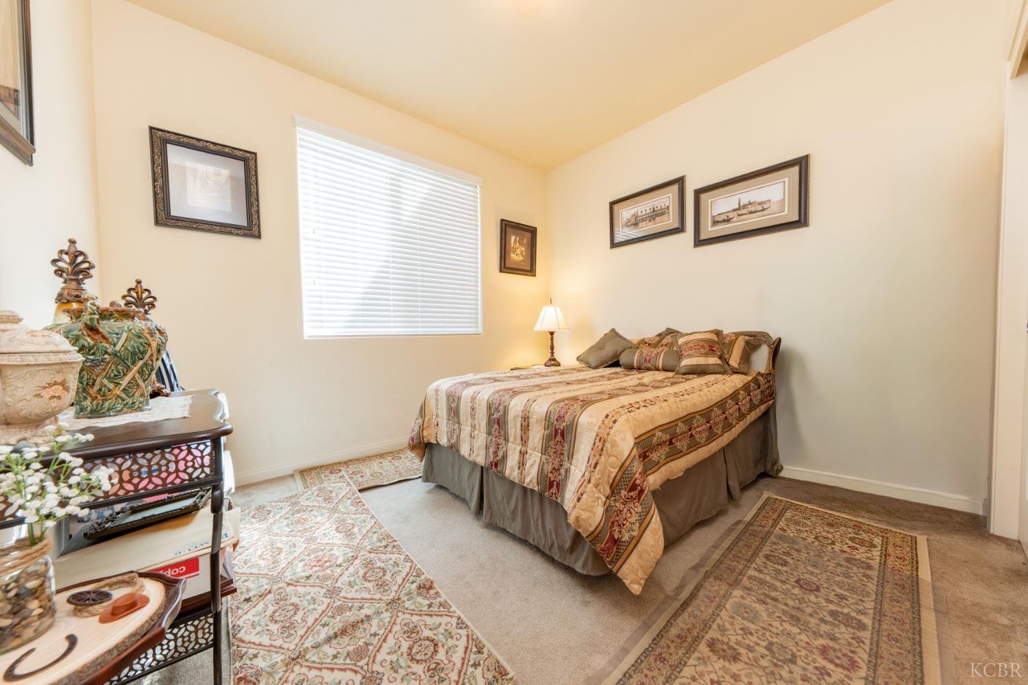 10606 Bremgarten Ct, Bakersfield, CA 93314