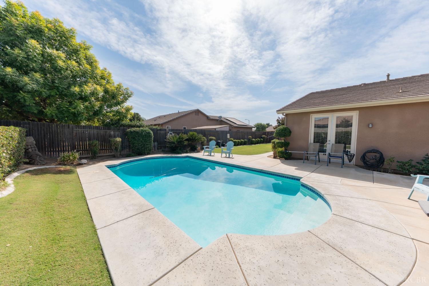 10606 Bremgarten Ct, Bakersfield, CA 93314