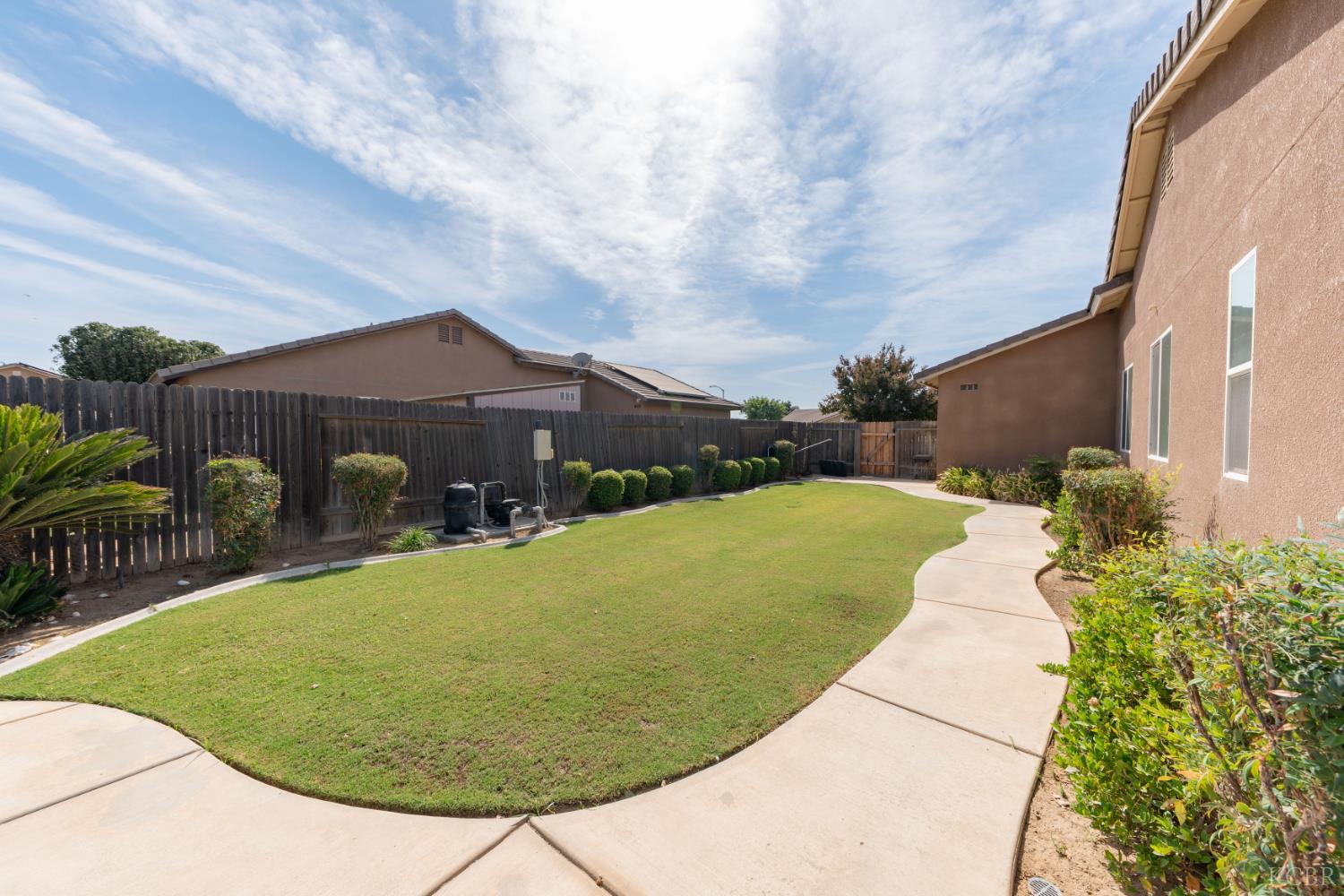 10606 Bremgarten Ct, Bakersfield, CA 93314