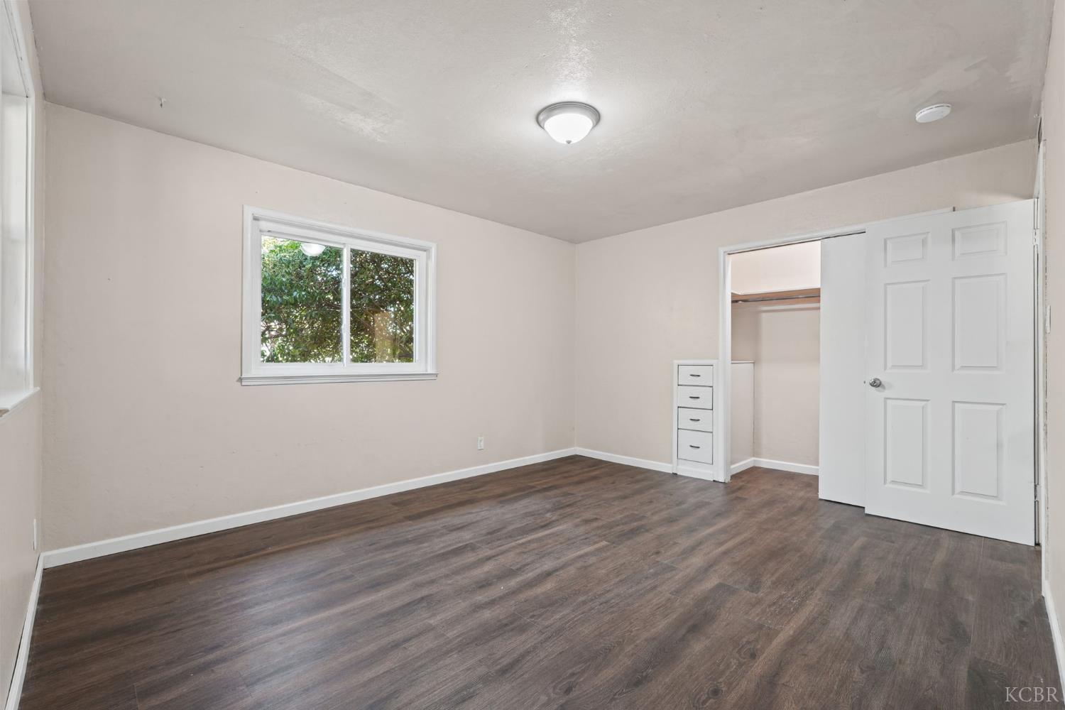 395 Champion St, Lemoore, CA 93245