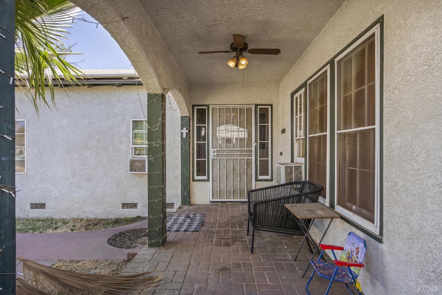 515 Neville St, Hanford, CA 93230