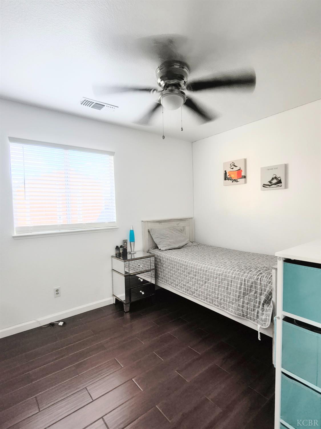 1379 Lombard St, Hanford, CA 93230