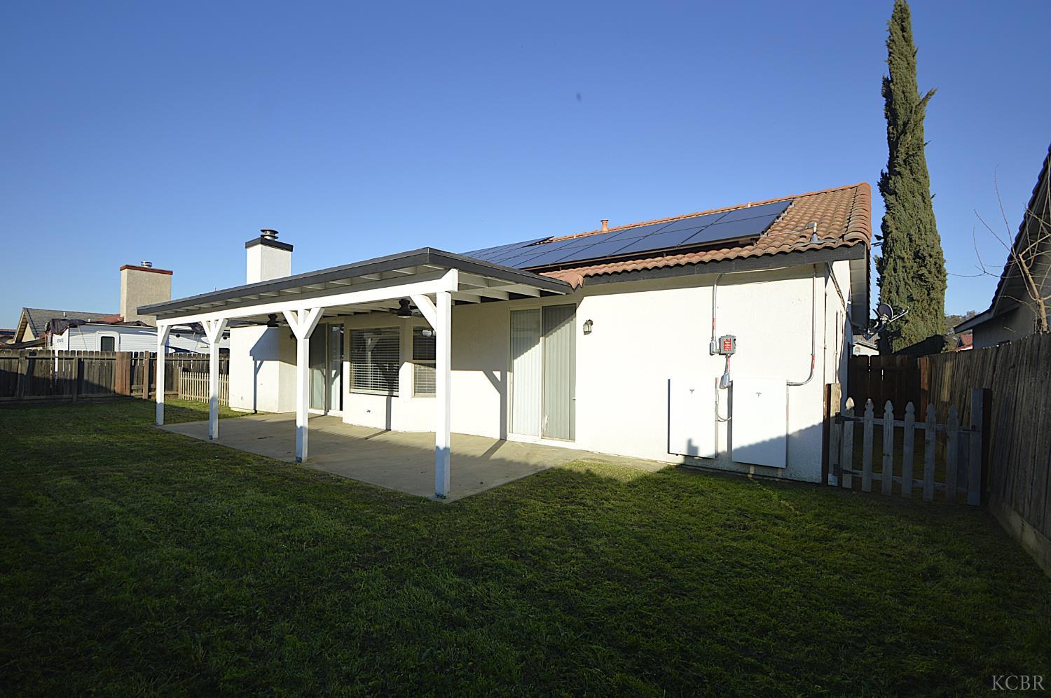 1133 Cousins Ct, Lemoore, CA 93245