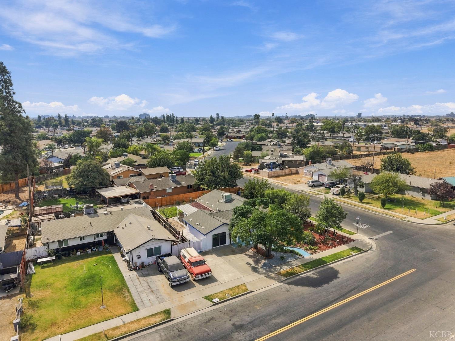 1435 Davis St, Hanford, CA 93230