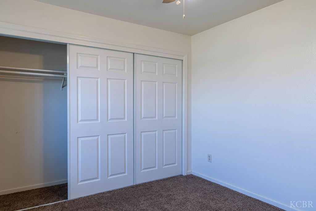 921 W Terrace Dr, Hanford, CA 93230