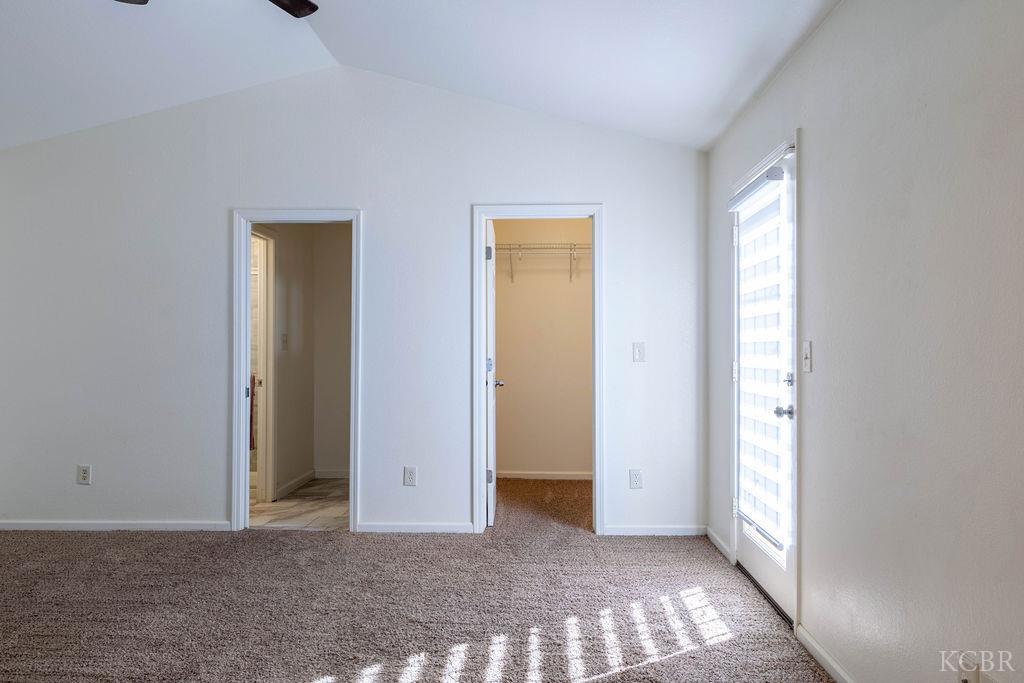 921 W Terrace Dr, Hanford, CA 93230