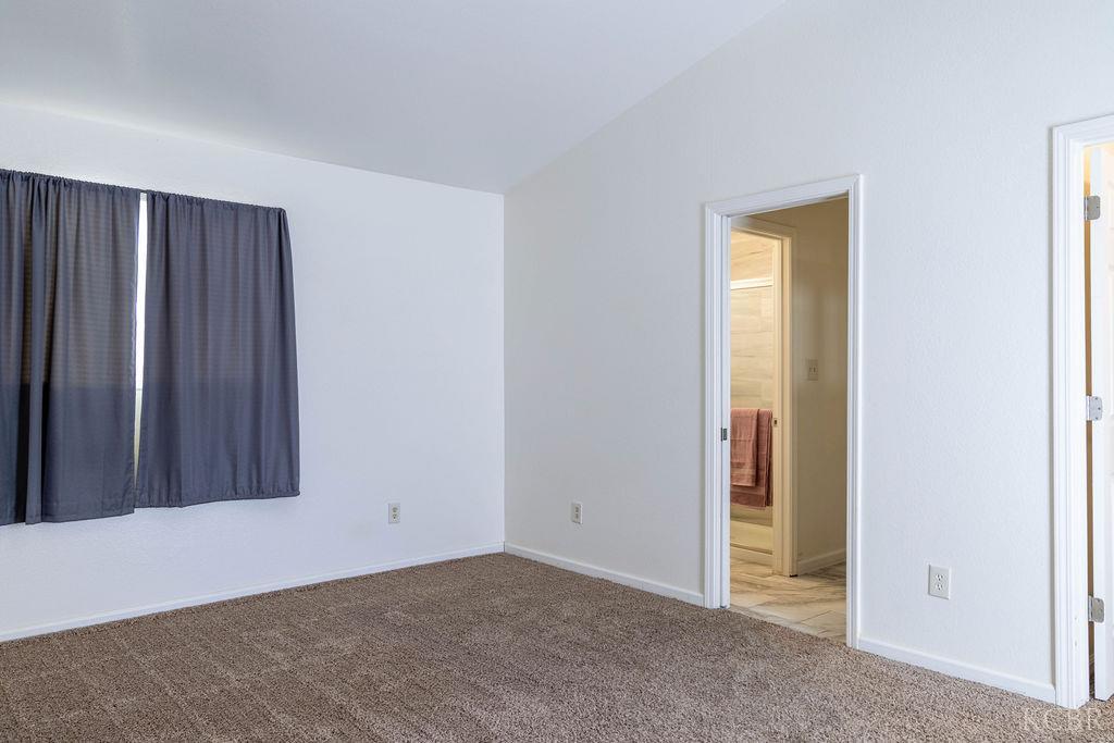 921 W Terrace Dr, Hanford, CA 93230
