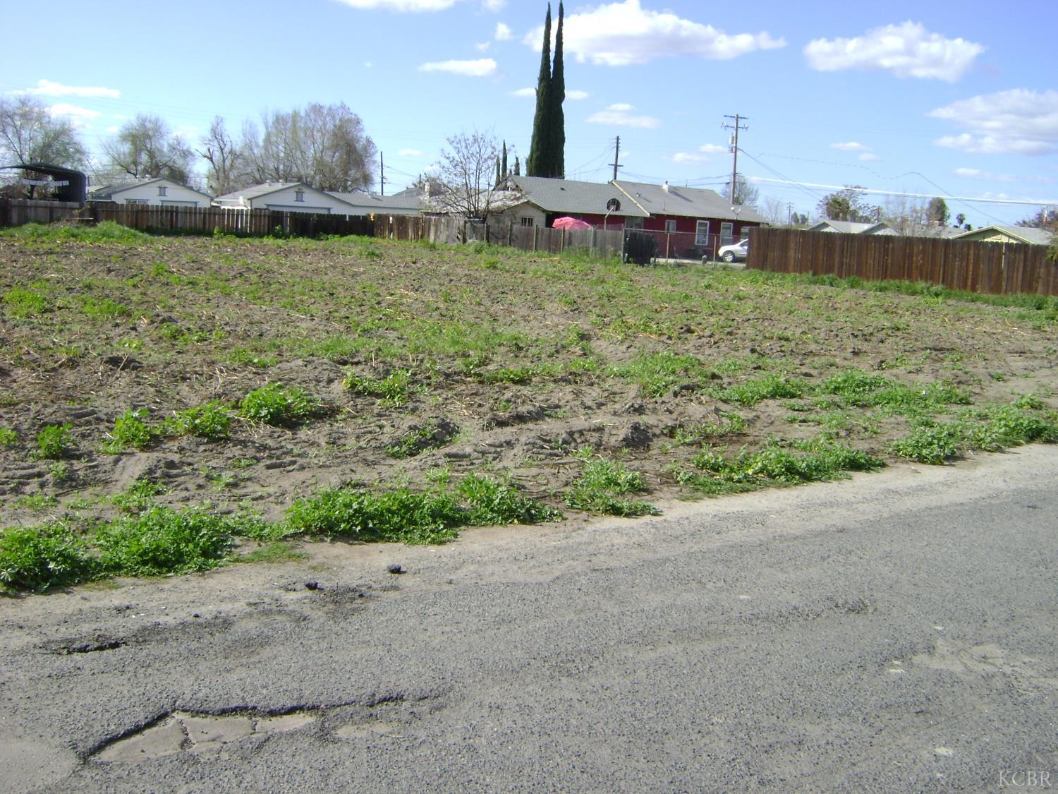 2006 Josephine Ave, Corcoran, CA 93212