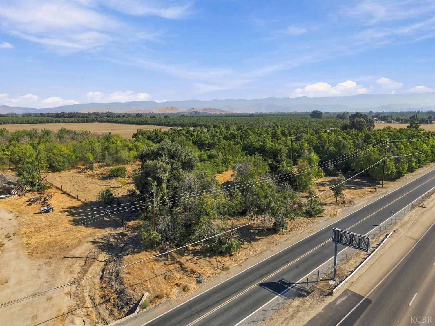 15888 Avenue 296, Visalia, CA 93292