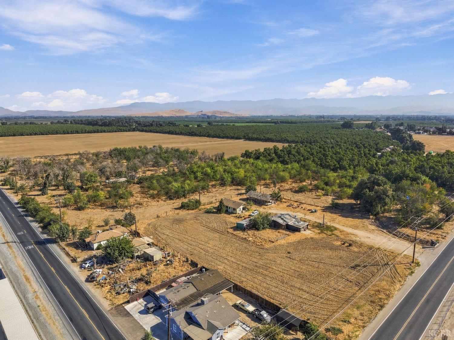 15888 Avenue 296, Visalia, CA 93292