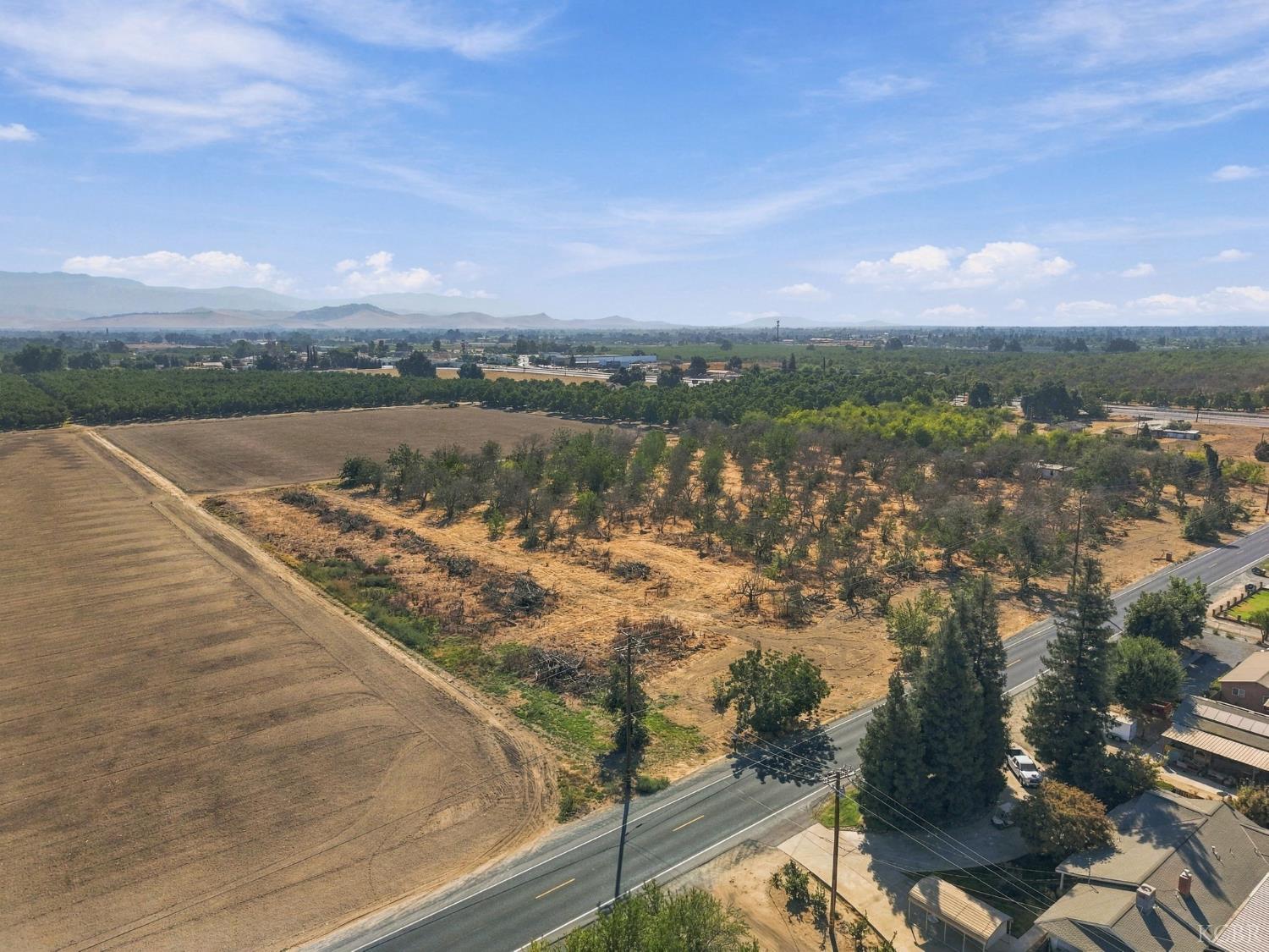 15888 Avenue 296, Visalia, CA 93292